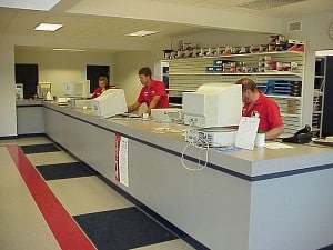 Desk_With_Men